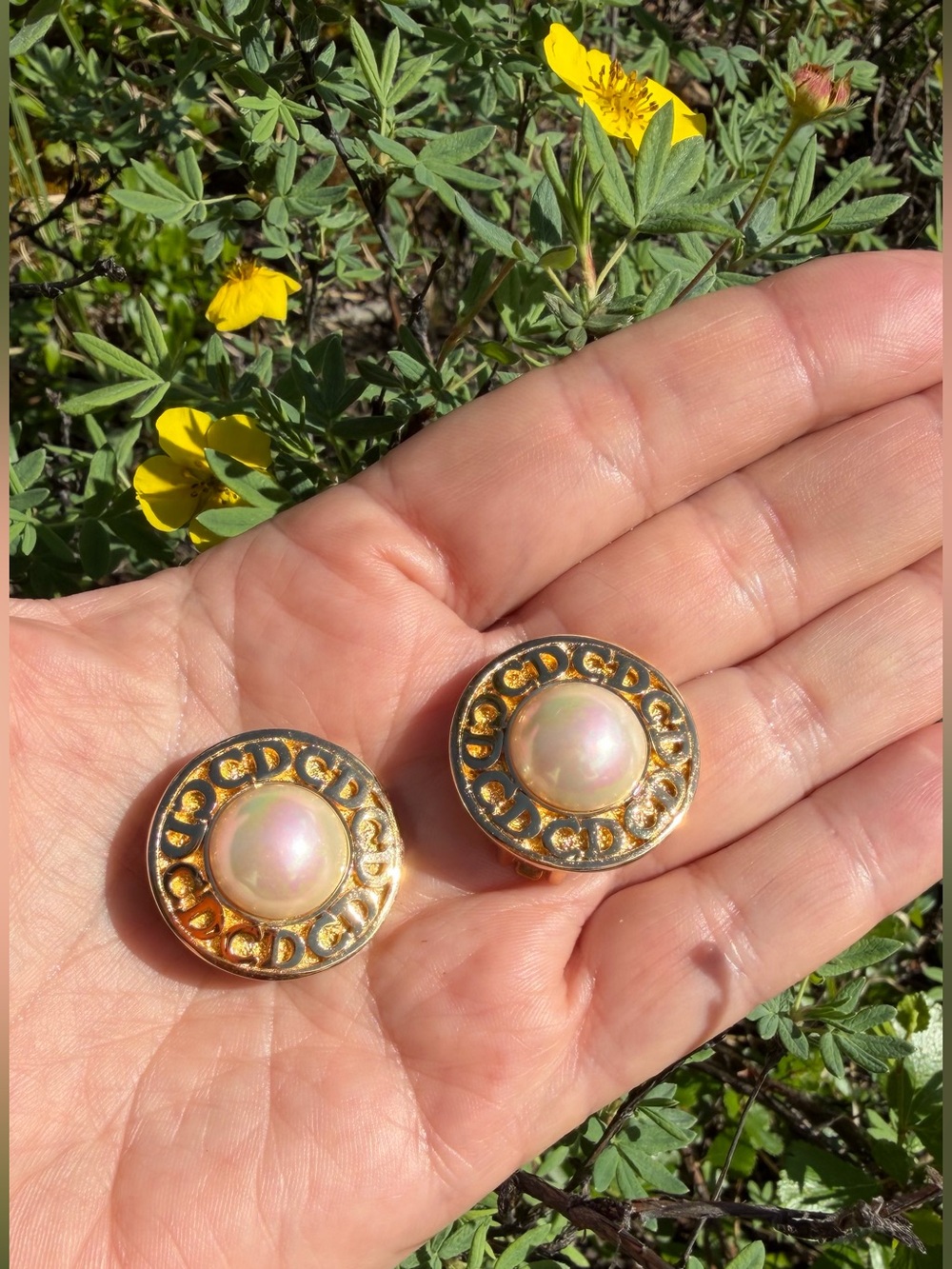 Cristian Dior Pearl Button Earrings
